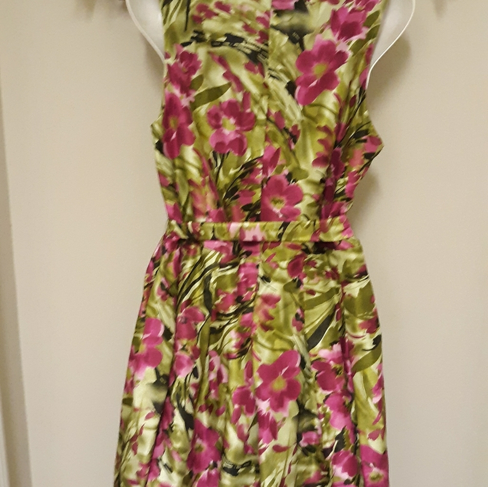 DRESS BY JESSICA HOWARD